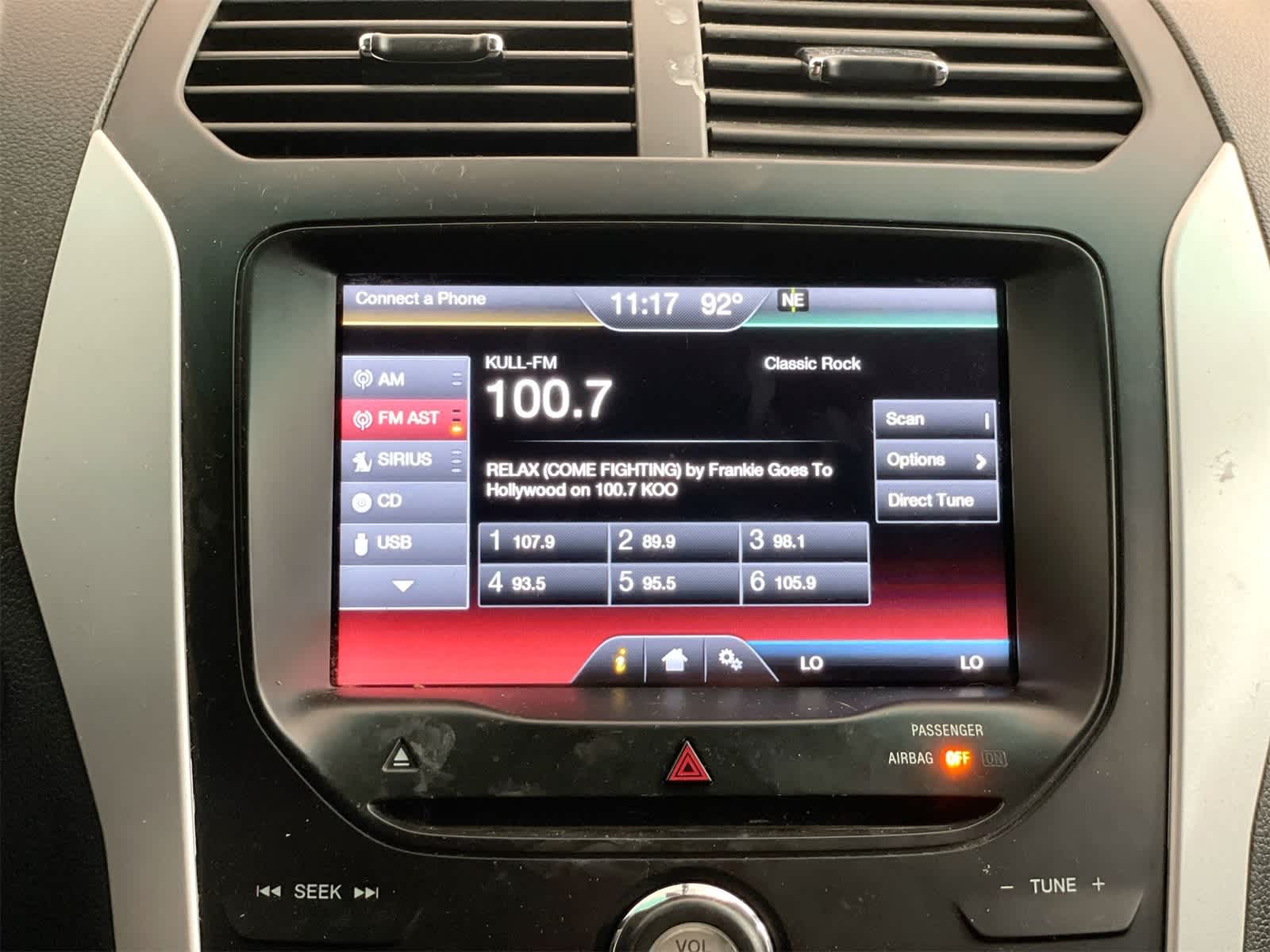 Thumbnail: 2015 Ford Explorer - 21