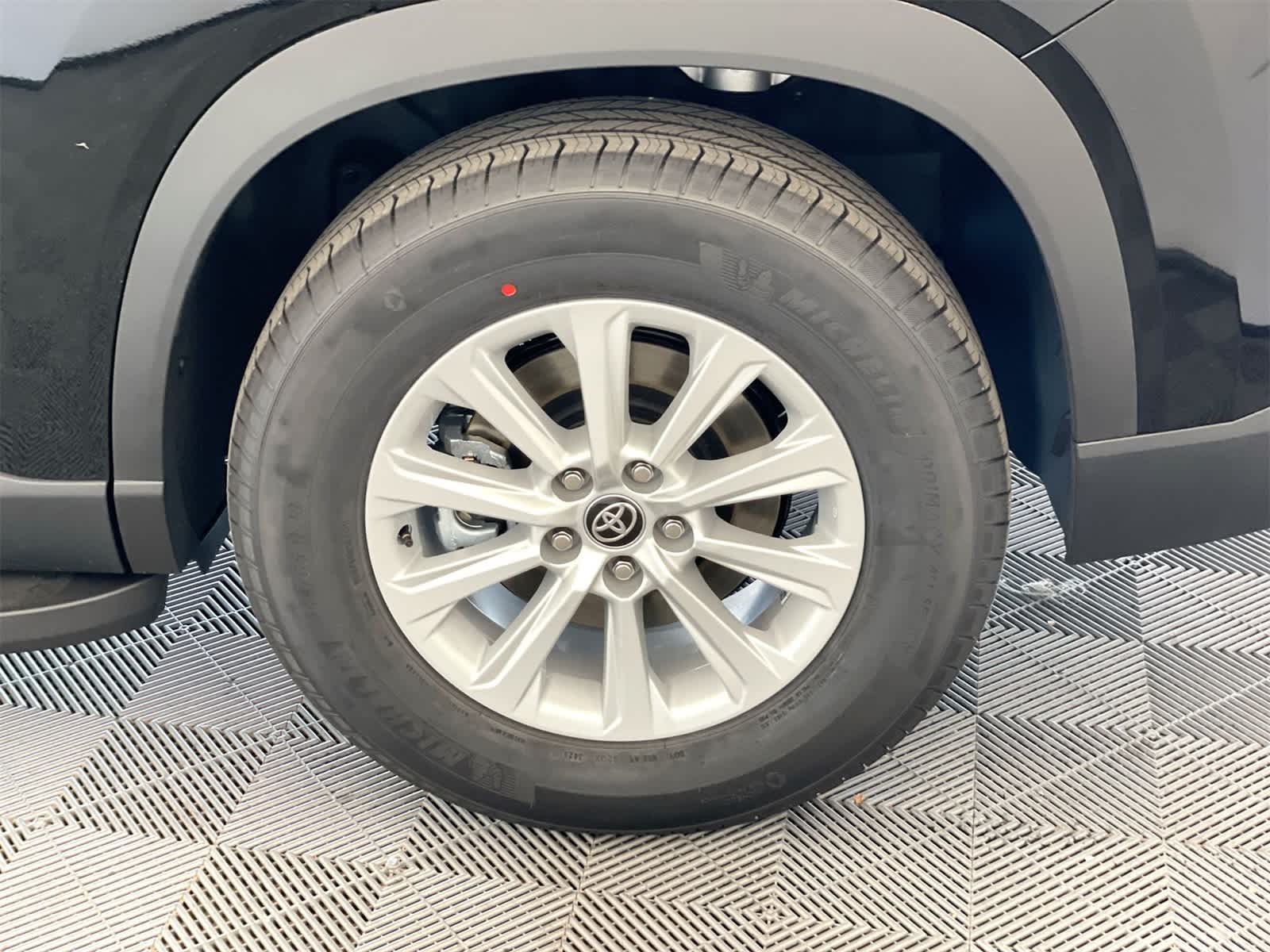 Thumbnail: 2026 Toyota Grand Highlander - 26