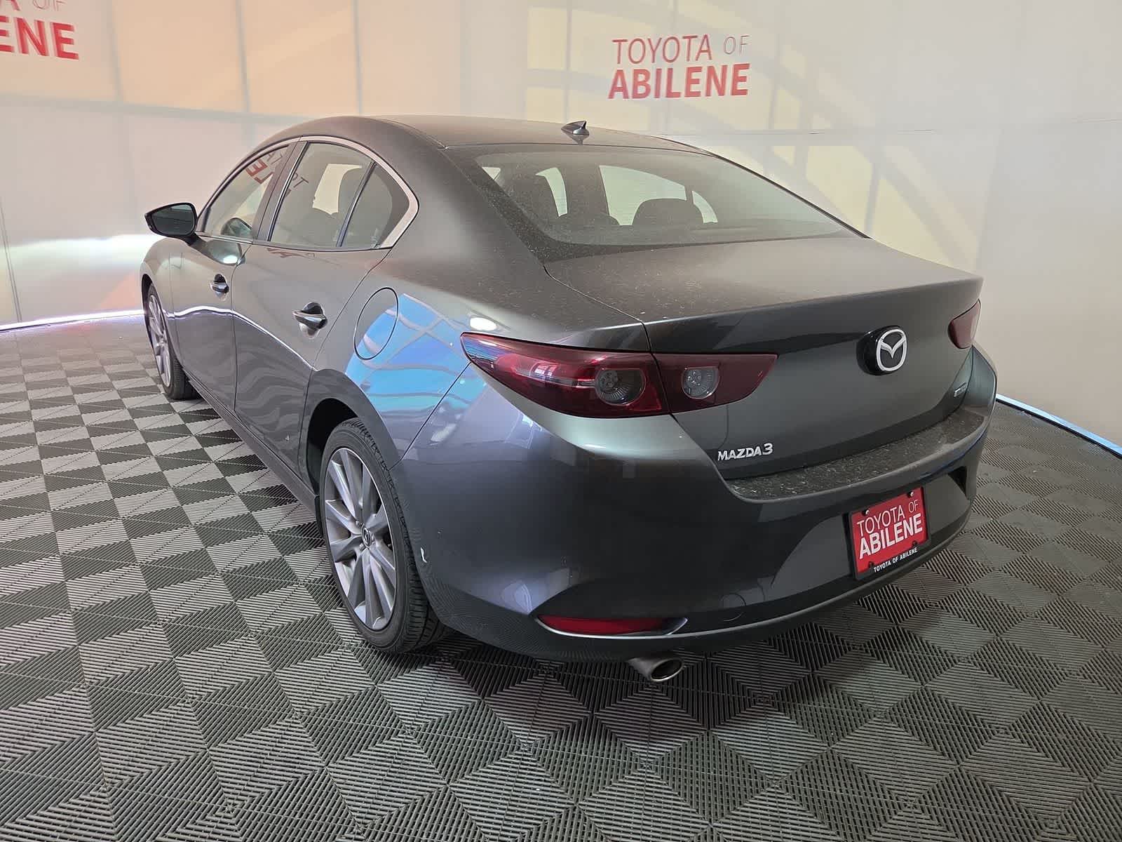 Thumbnail: 2019 Mazda Mazda3 - 2