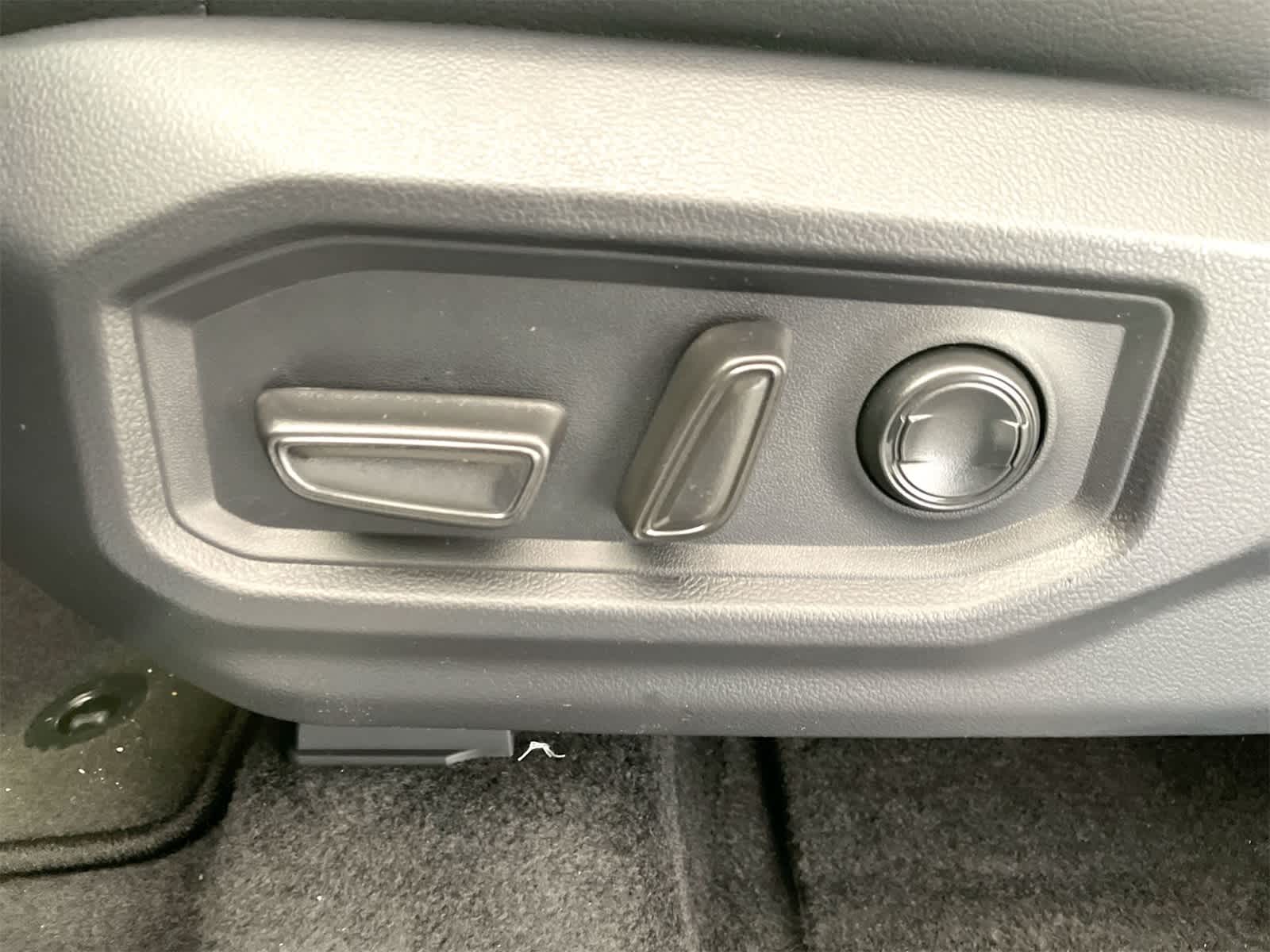 Thumbnail: 2026 Toyota Tundra - 11