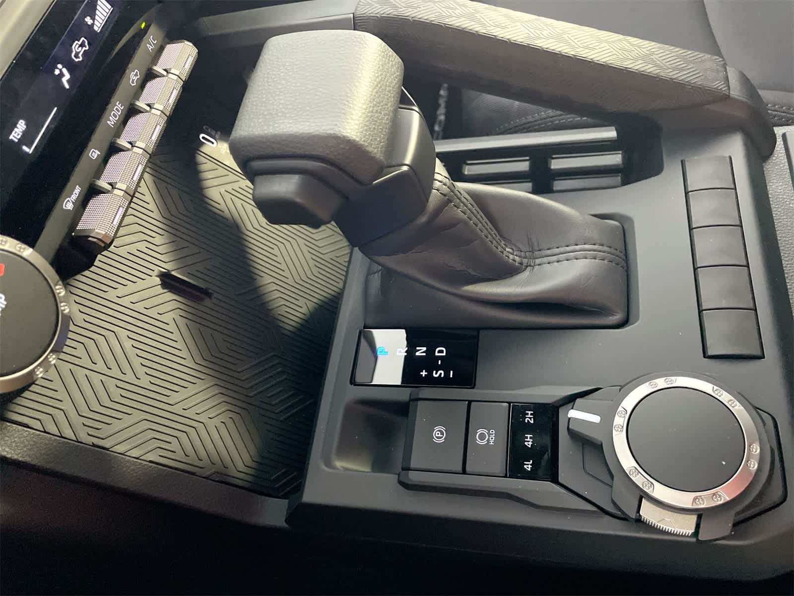 Thumbnail: 2025 Toyota Tacoma - 21