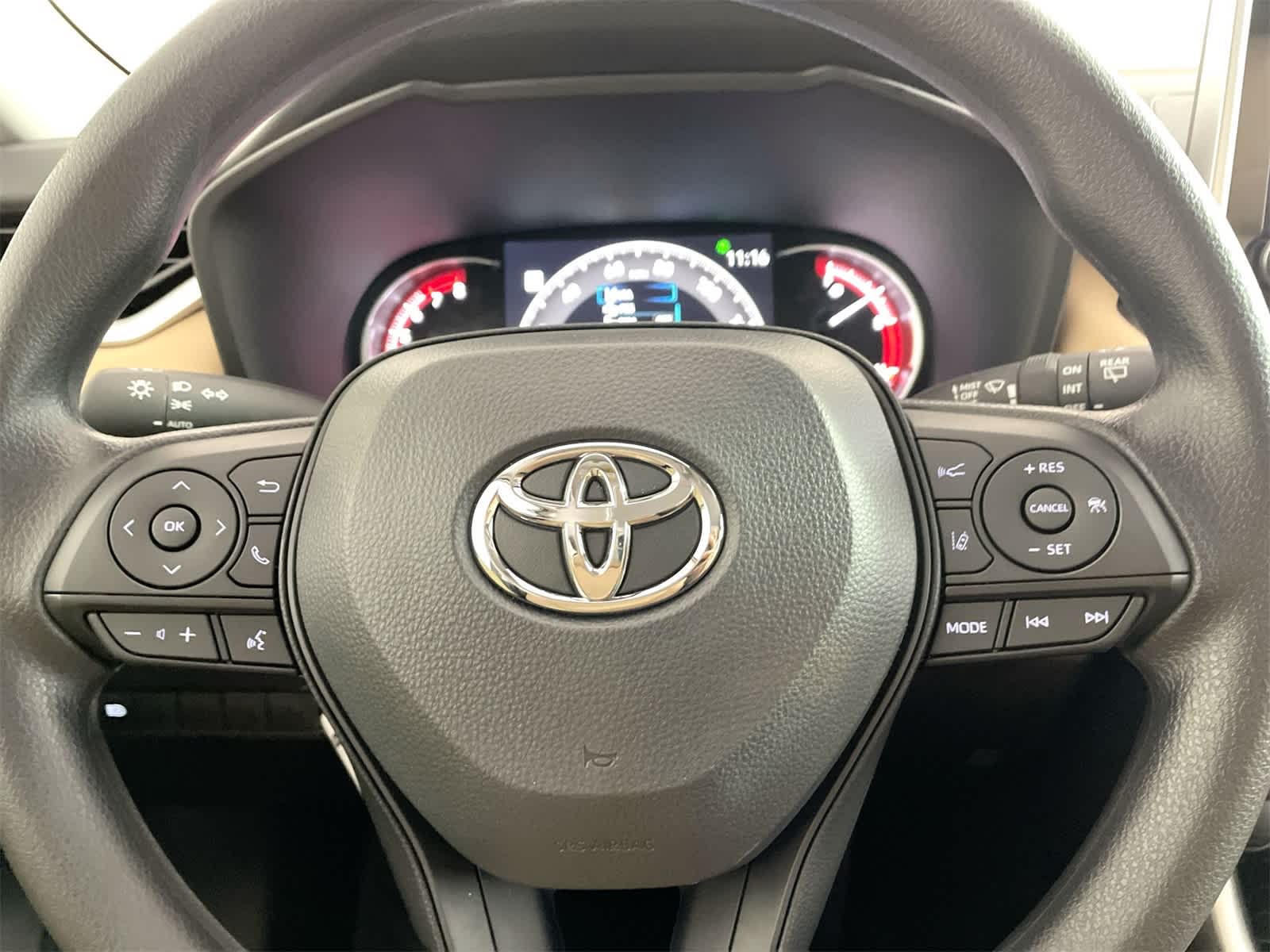 Thumbnail: 2025 Toyota RAV4 - 18