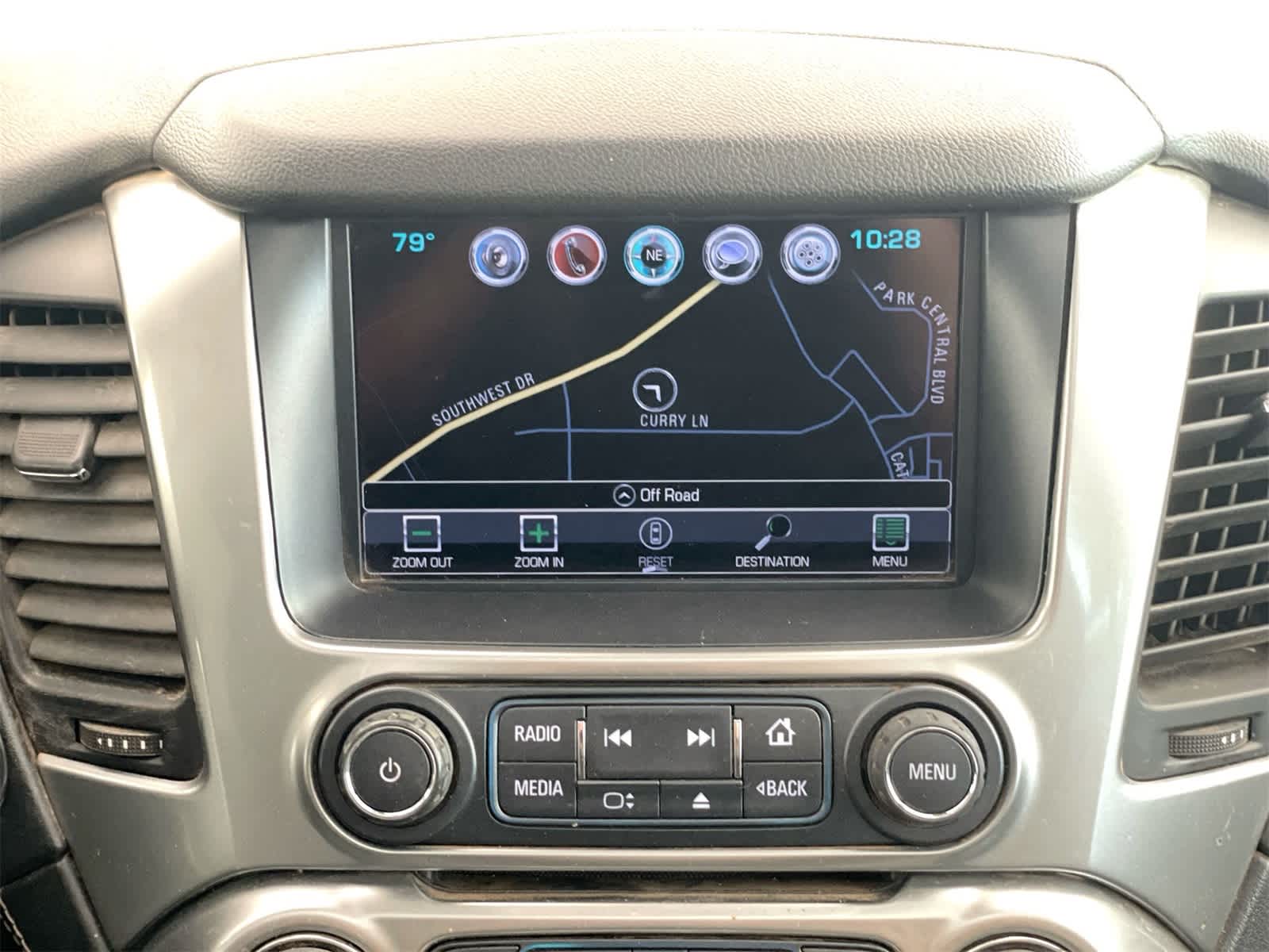 Thumbnail: 2017 Chevrolet Suburban - 20