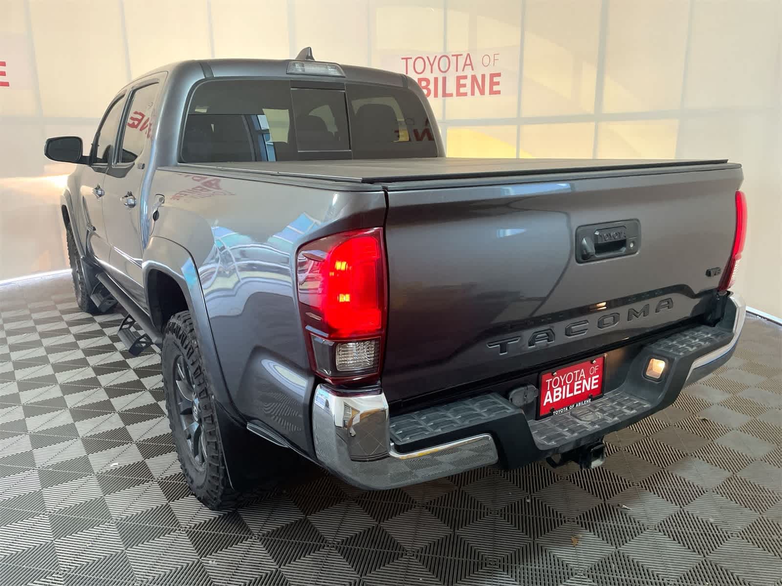 Thumbnail: 2023 Toyota Tacoma - 3