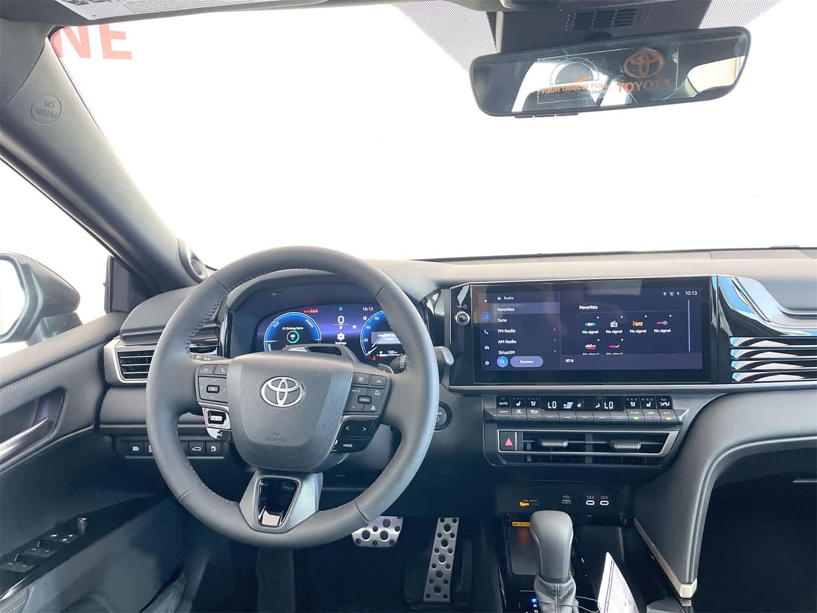 Thumbnail: 2025 Toyota Camry - 16