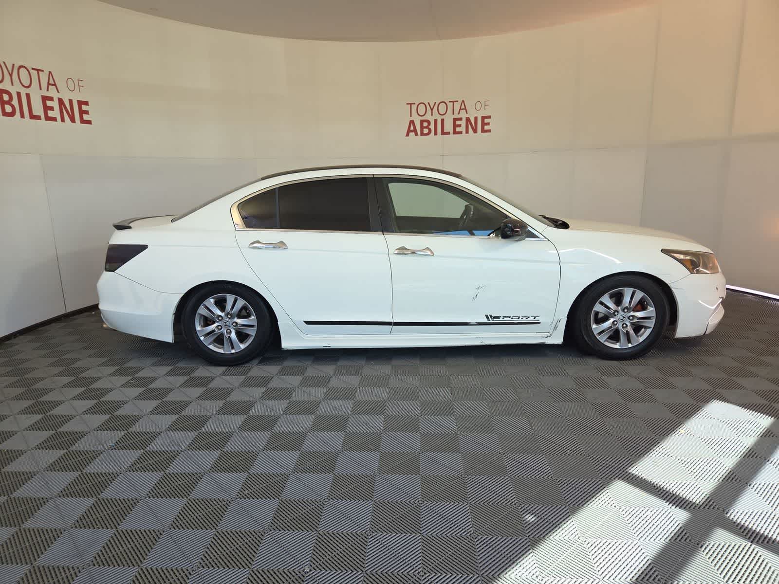 Thumbnail: 2012 Honda Accord - 8