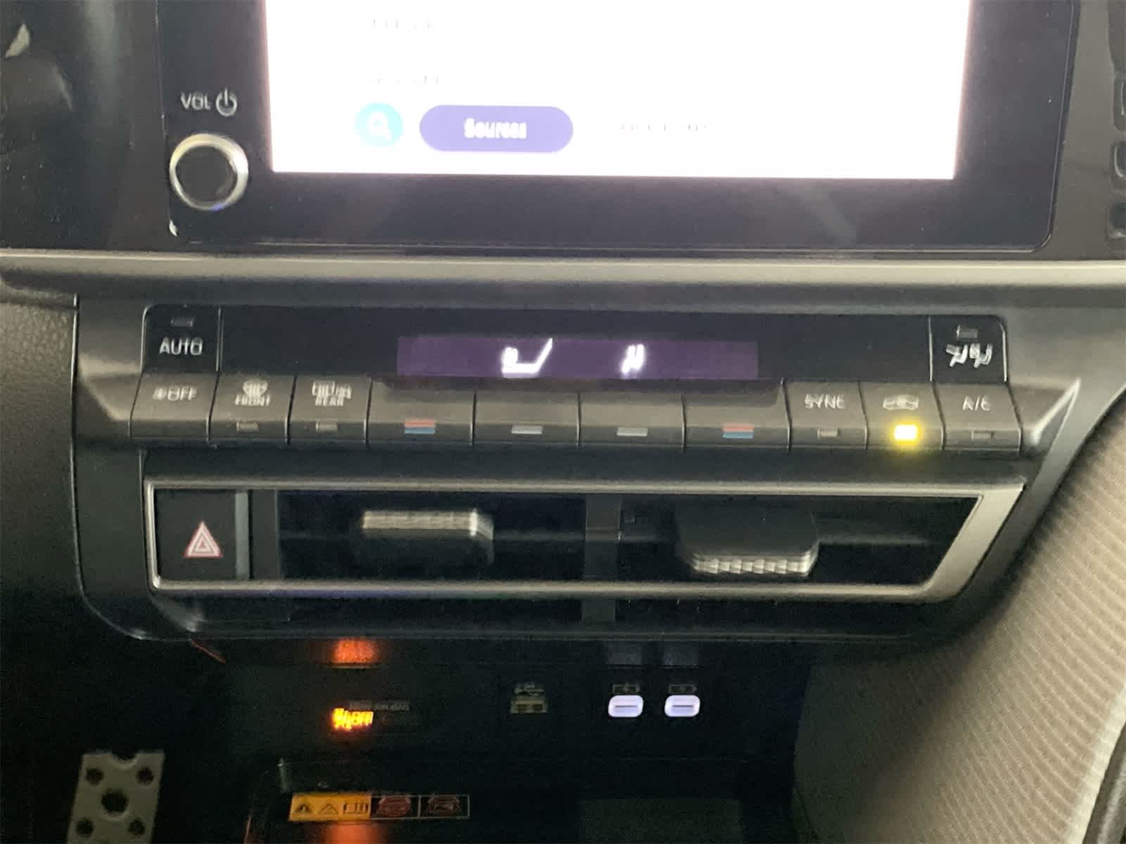 Thumbnail: 2025 Toyota Camry - 21