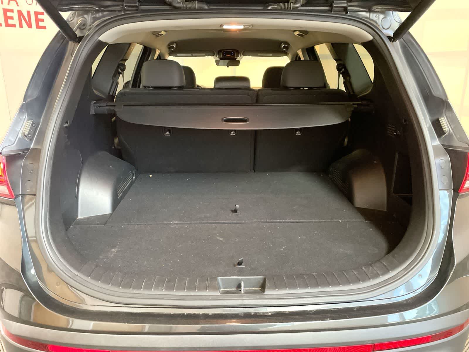 Thumbnail: 2023 Hyundai Santa Fe - 4