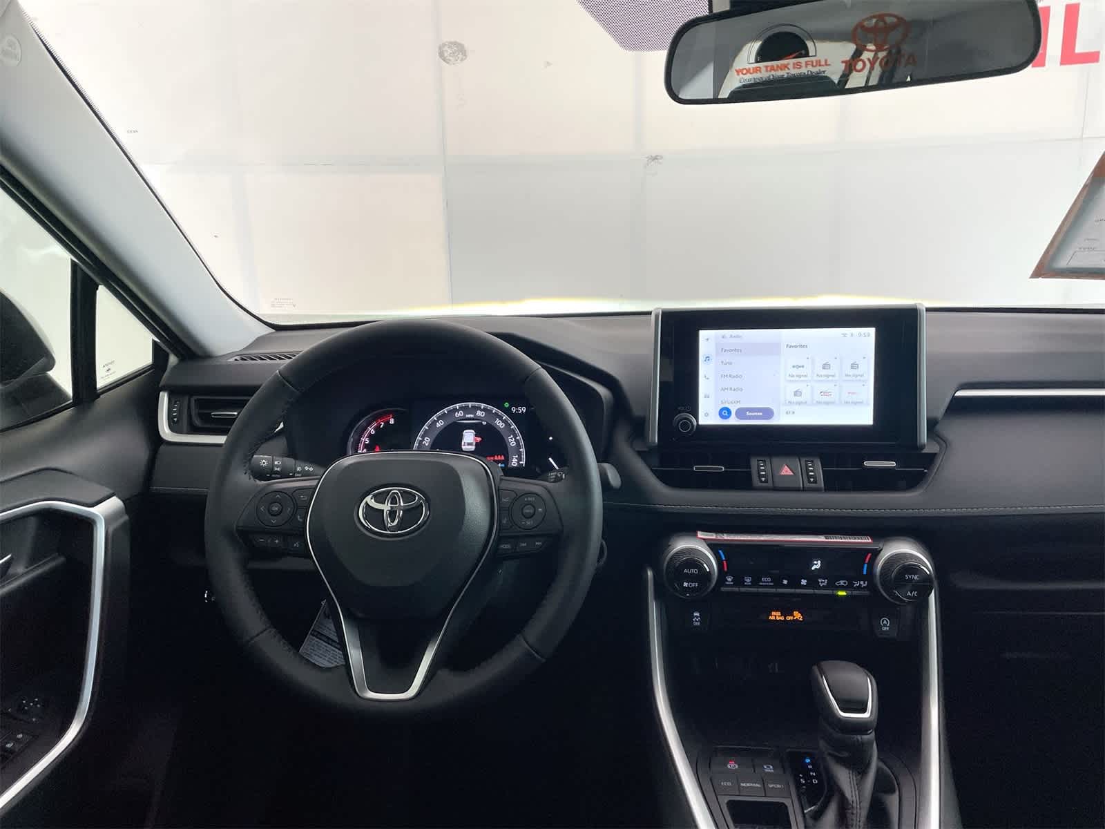 Thumbnail: 2025 Toyota RAV4 - 16