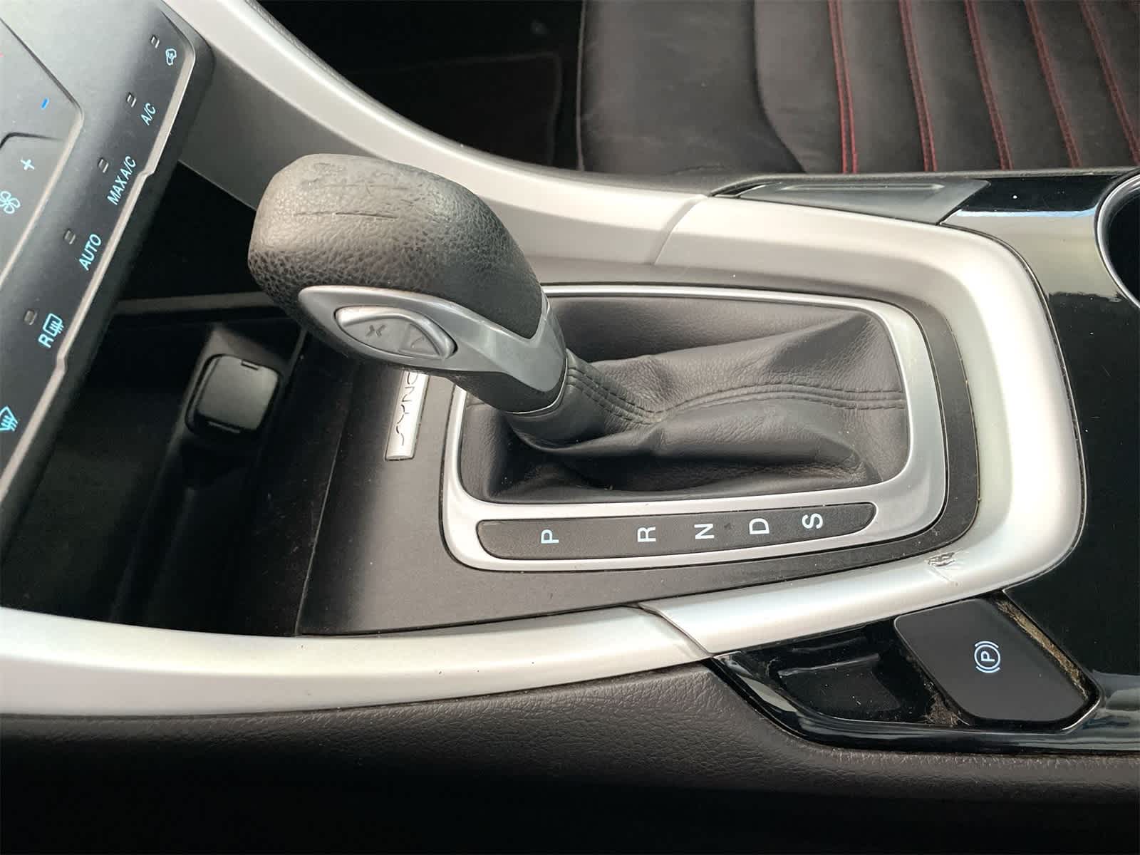 Thumbnail: 2015 Ford Fusion - 23