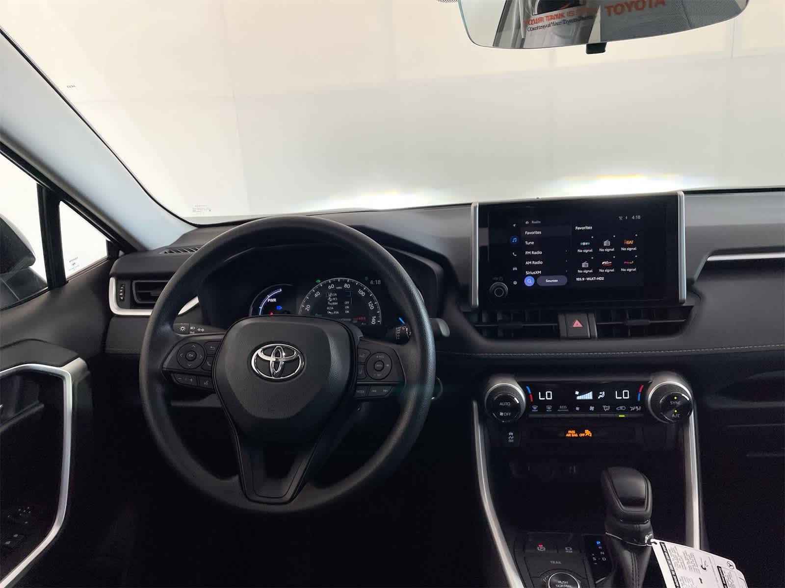 Thumbnail: 2025 Toyota RAV4 - 16