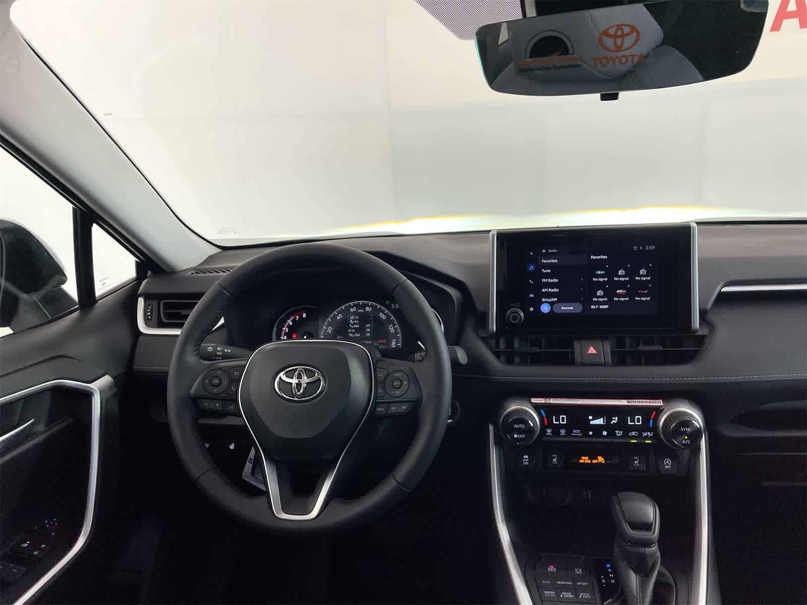 Thumbnail: 2025 Toyota RAV4 - 16