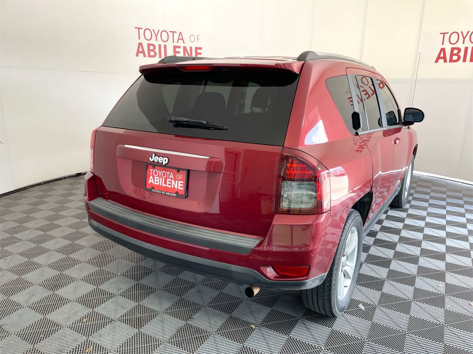2015 Jeep Compass Sport 5