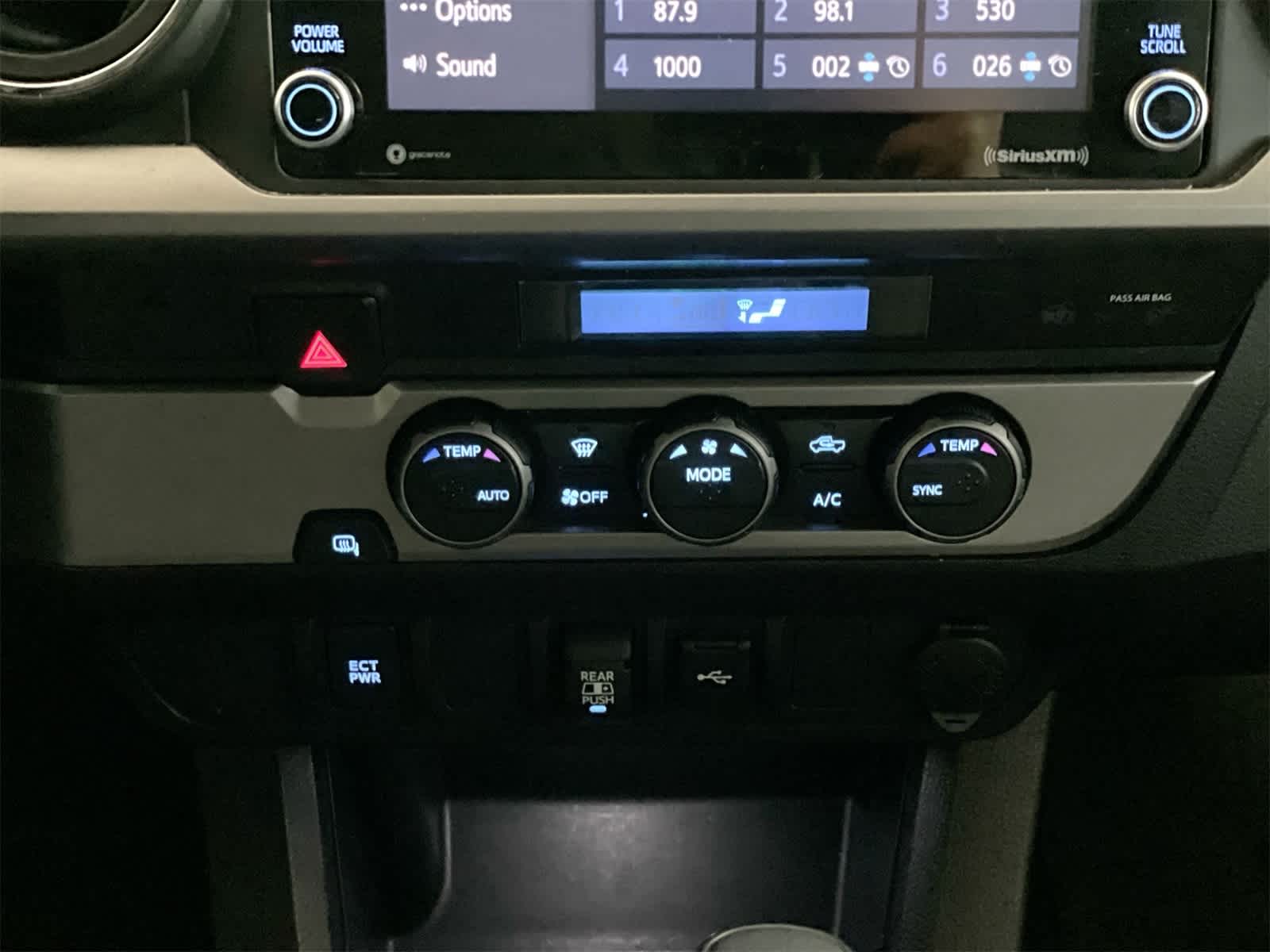 Thumbnail: 2022 Toyota Tacoma - 20