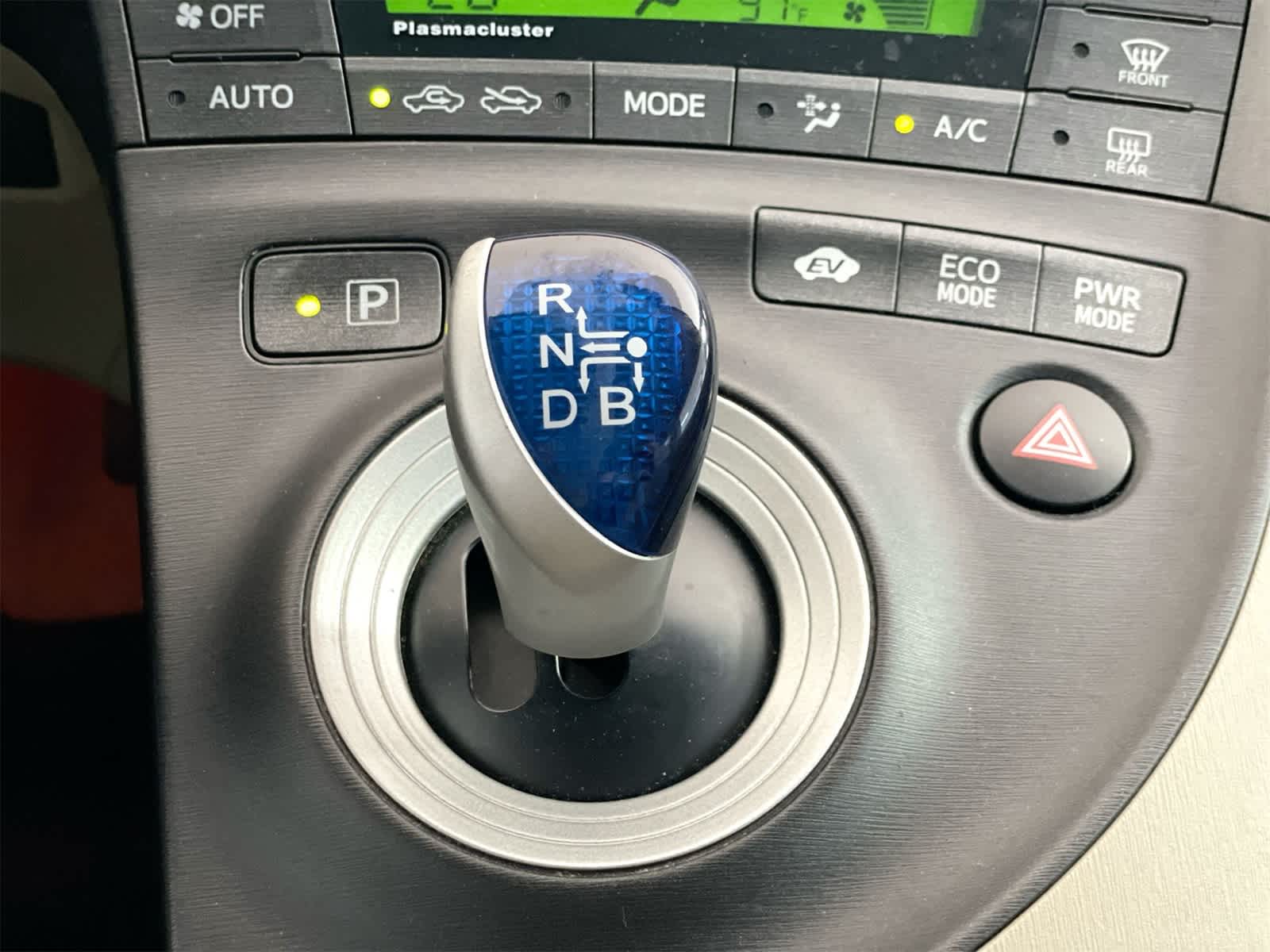 Thumbnail: 2010 Toyota Prius - 22