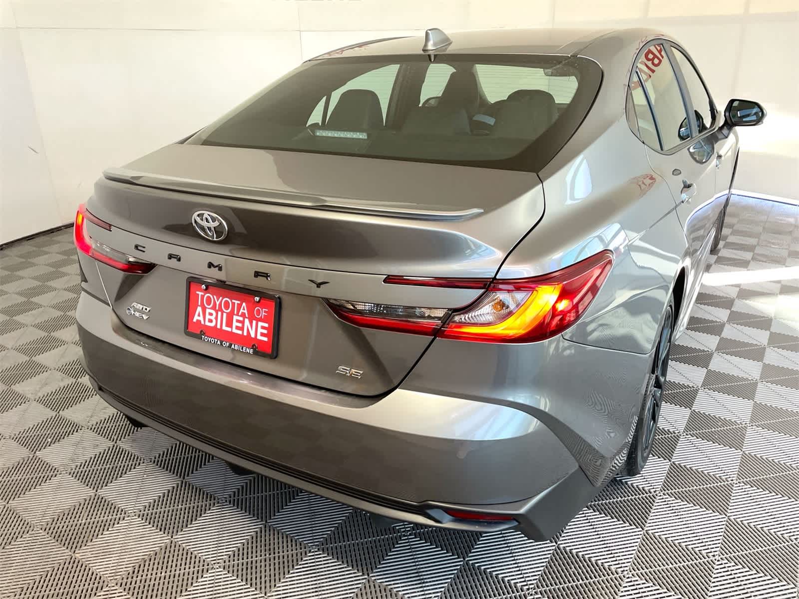 Thumbnail: 2025 Toyota Camry - 6