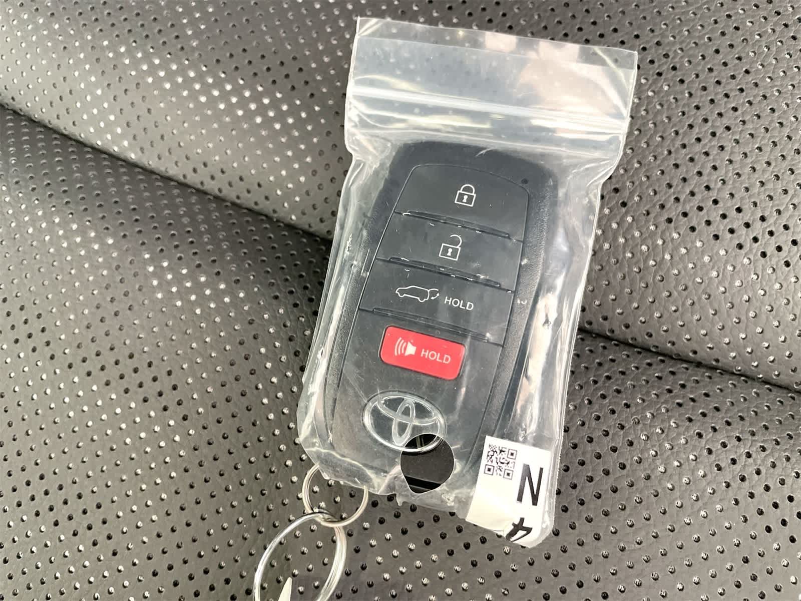 Thumbnail: 2025 Toyota 4Runner - 28