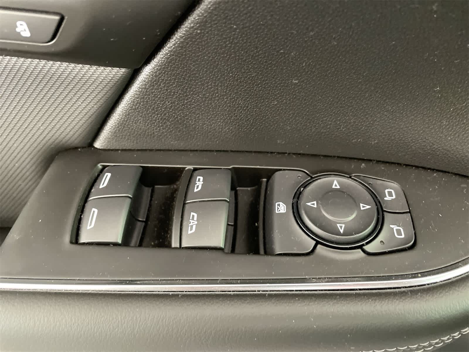 Thumbnail: 2024 Buick Envision - 10