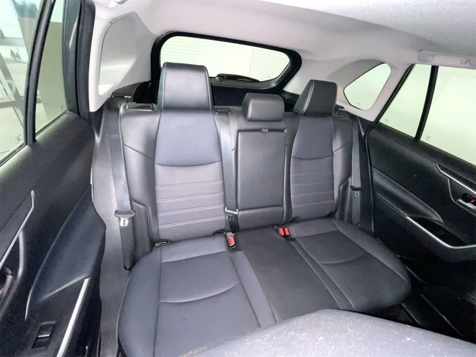 Thumbnail: 2022 Toyota RAV4 - 14