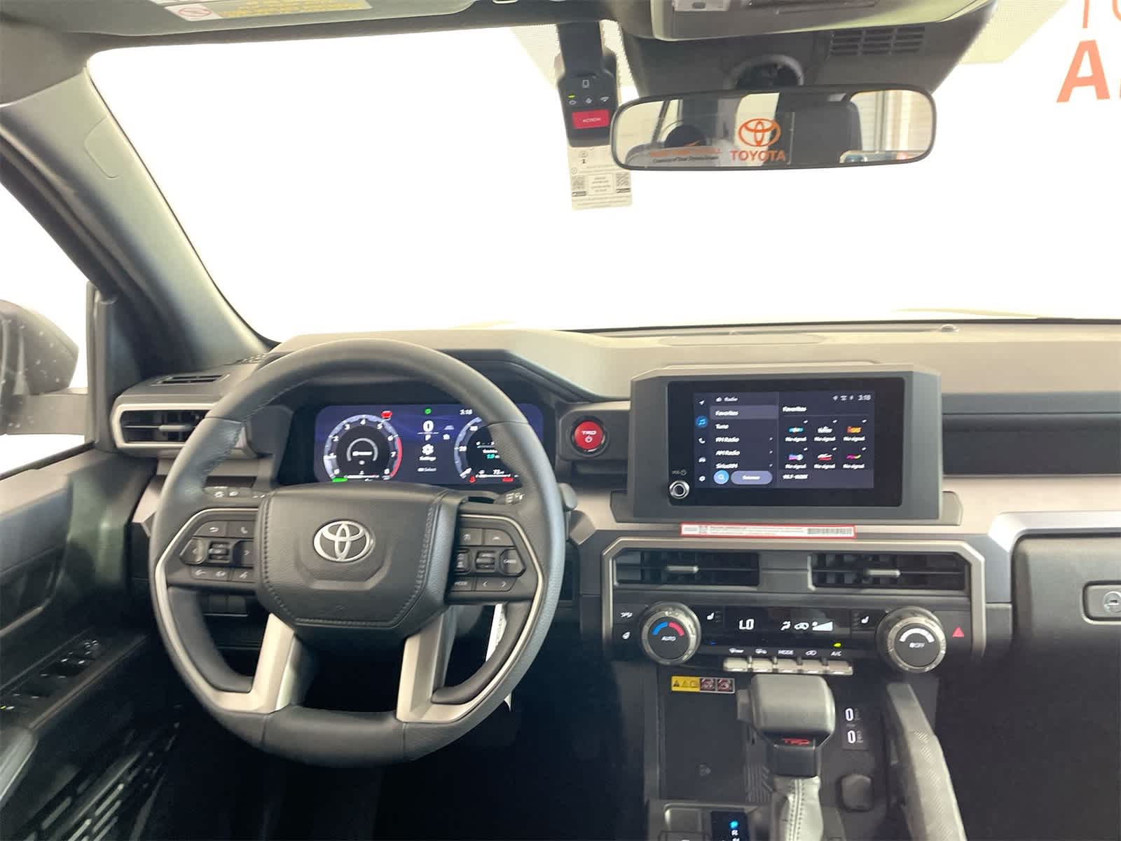 Thumbnail: 2025 Toyota 4Runner - 15