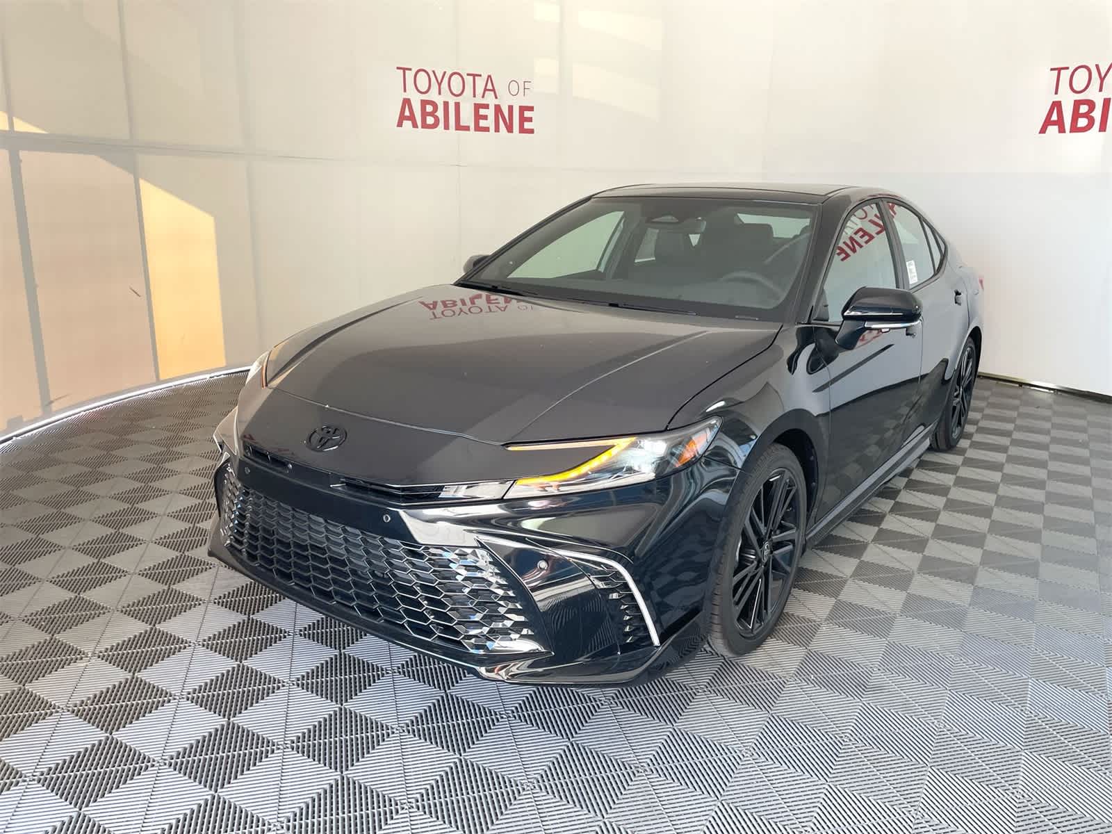 Thumbnail: 2025 Toyota Camry - 1