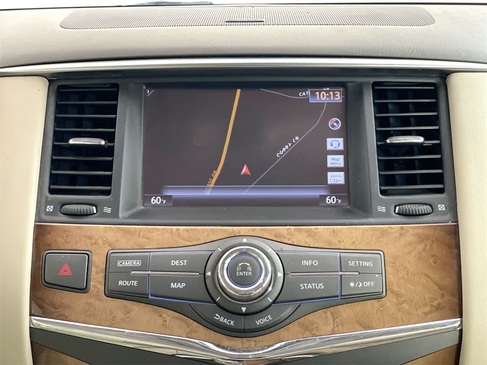 Thumbnail: 2014 INFINITI QX80 - 21