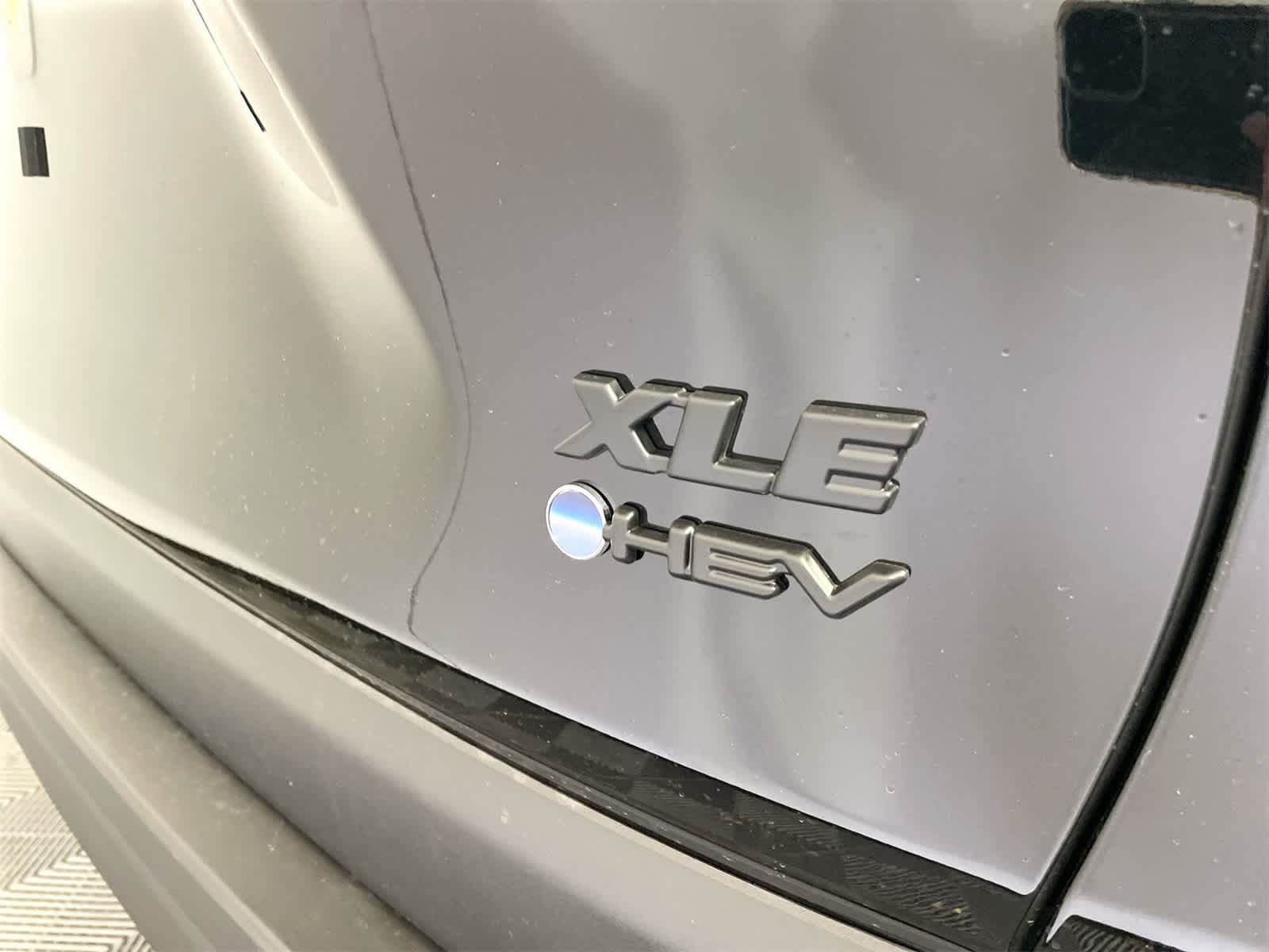 Thumbnail: 2025 Toyota RAV4 - 6