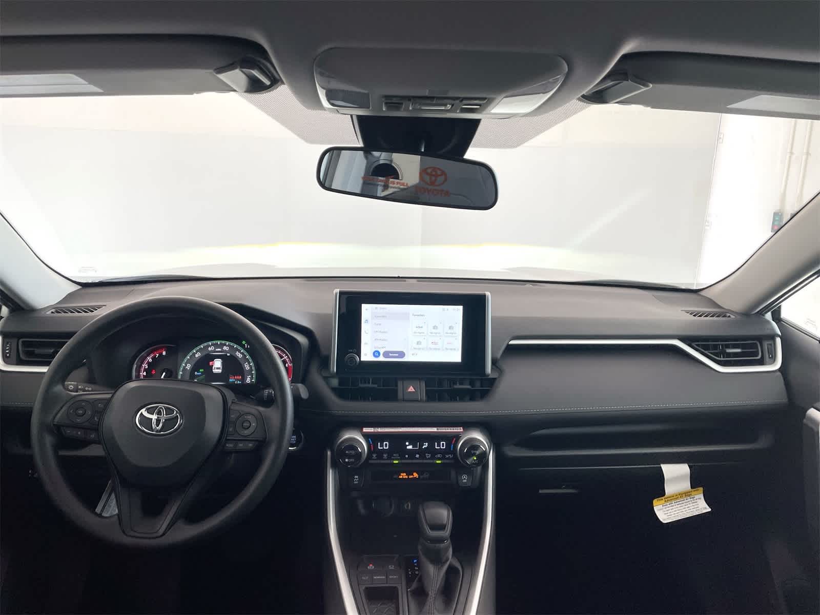 Thumbnail: 2025 Toyota RAV4 - 17