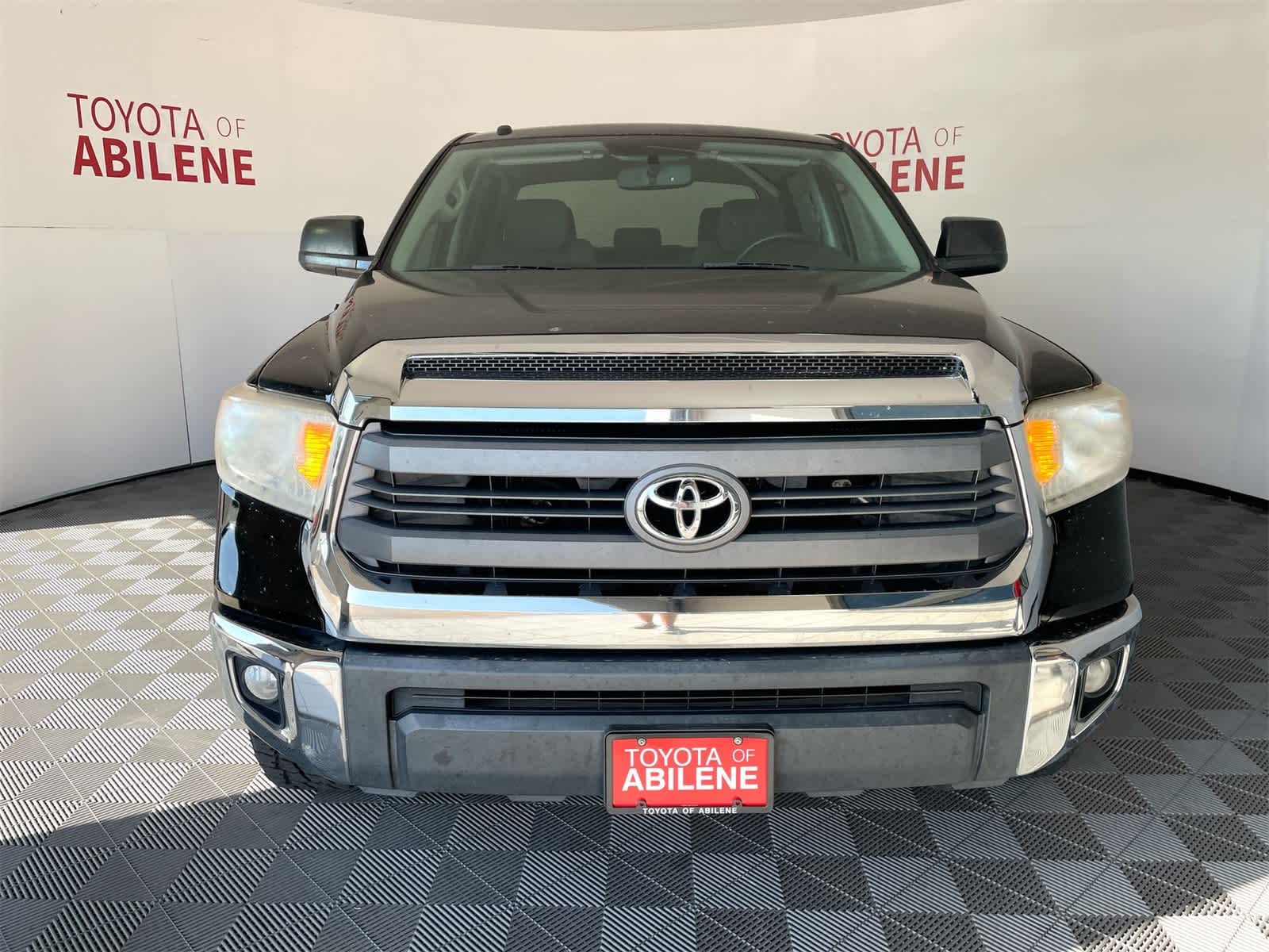 Thumbnail: 2015 Toyota Tundra - 9