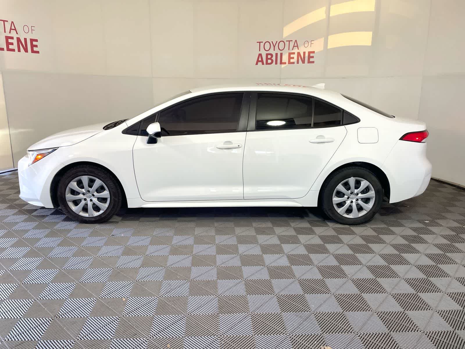 Thumbnail: 2023 Toyota Corolla - 2