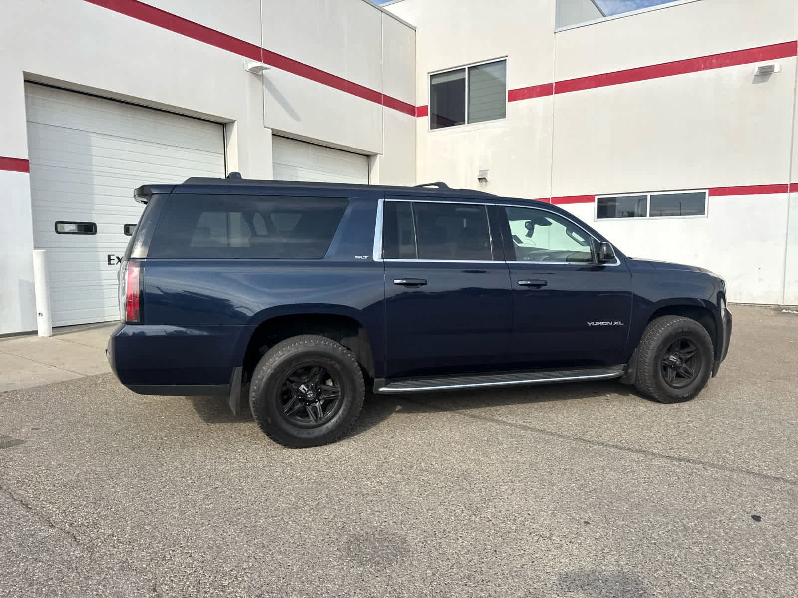 Thumbnail: 2019 GMC Yukon XL - 5