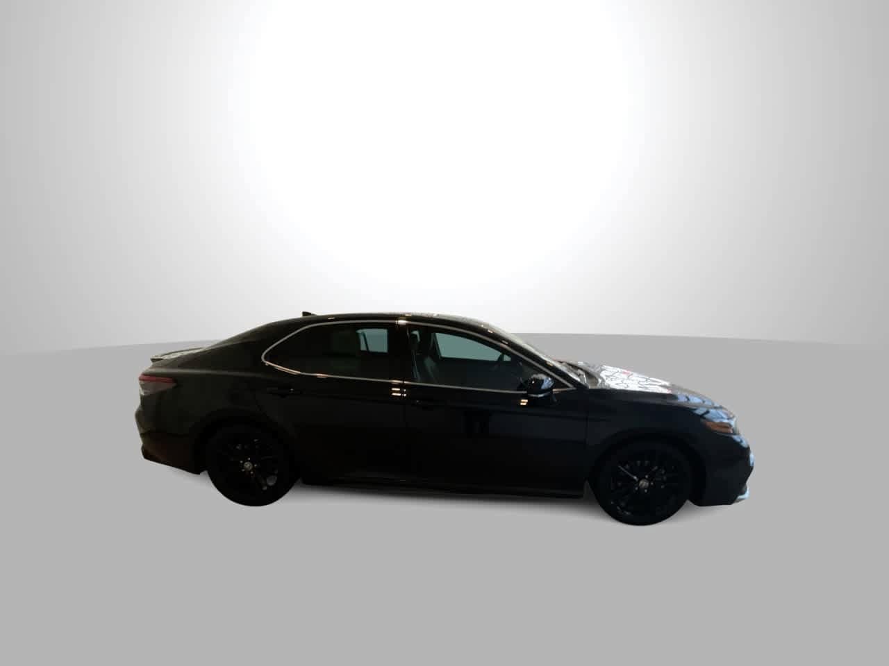 Thumbnail: 2023 Toyota Camry - 9