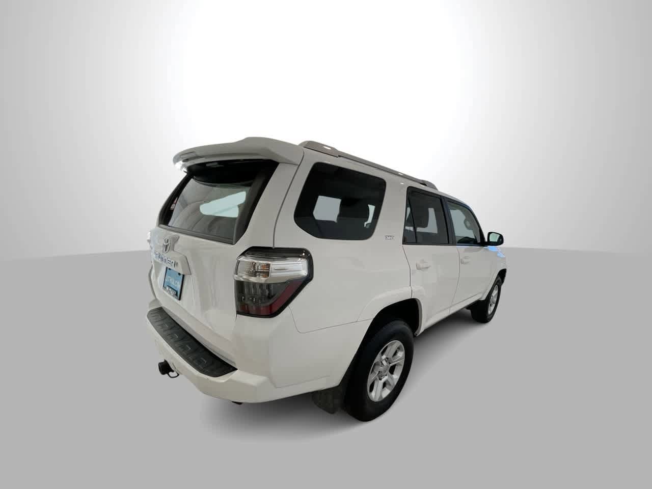 Thumbnail: 2017 Toyota 4Runner - 8