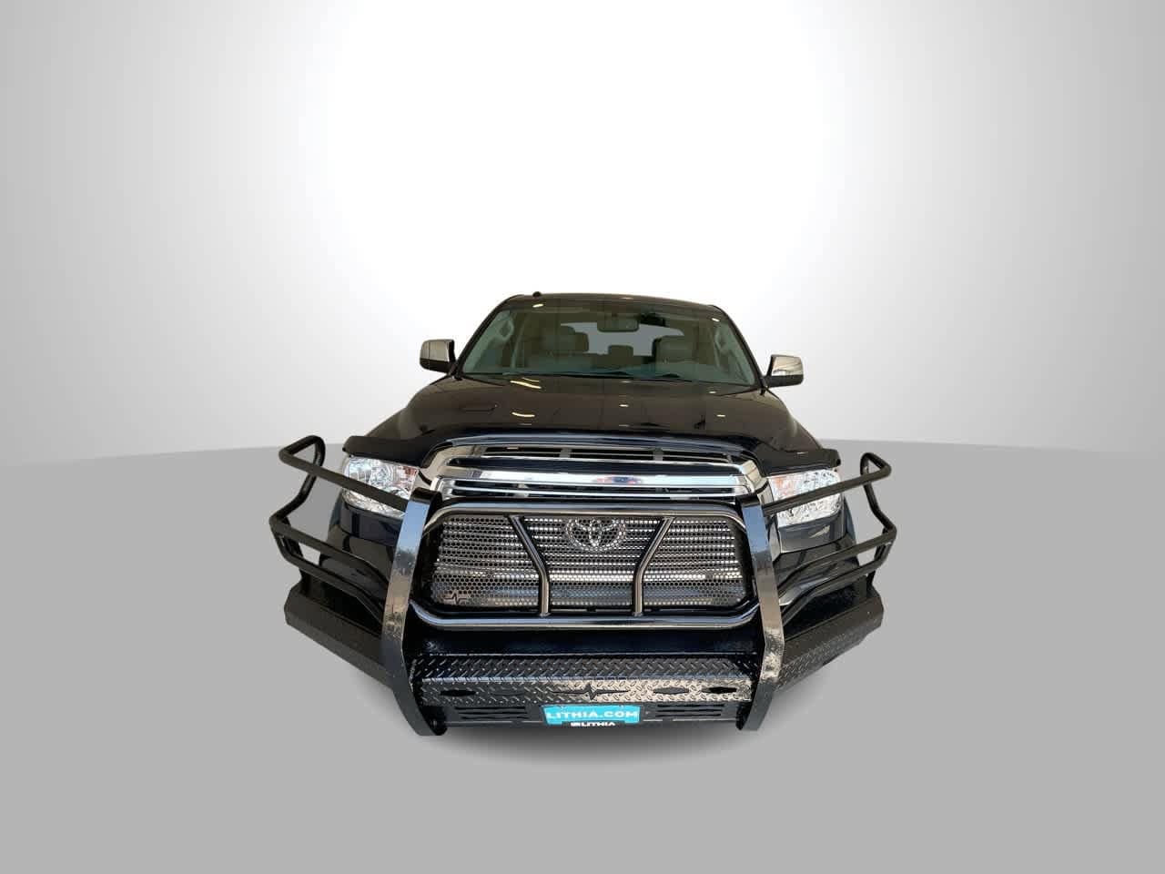 Thumbnail: 2010 Toyota Tundra - 3