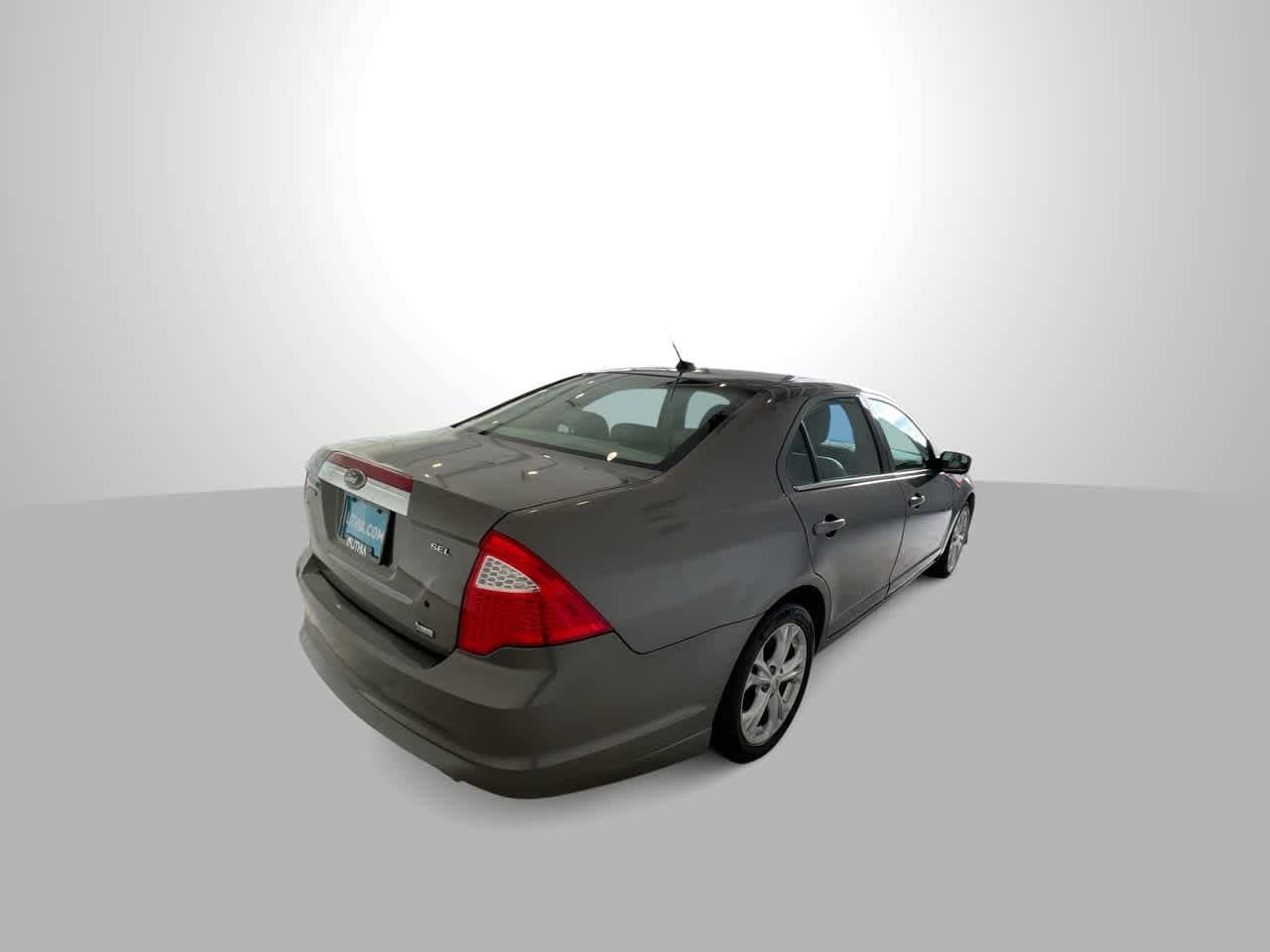 Thumbnail: 2010 Ford Fusion - 9