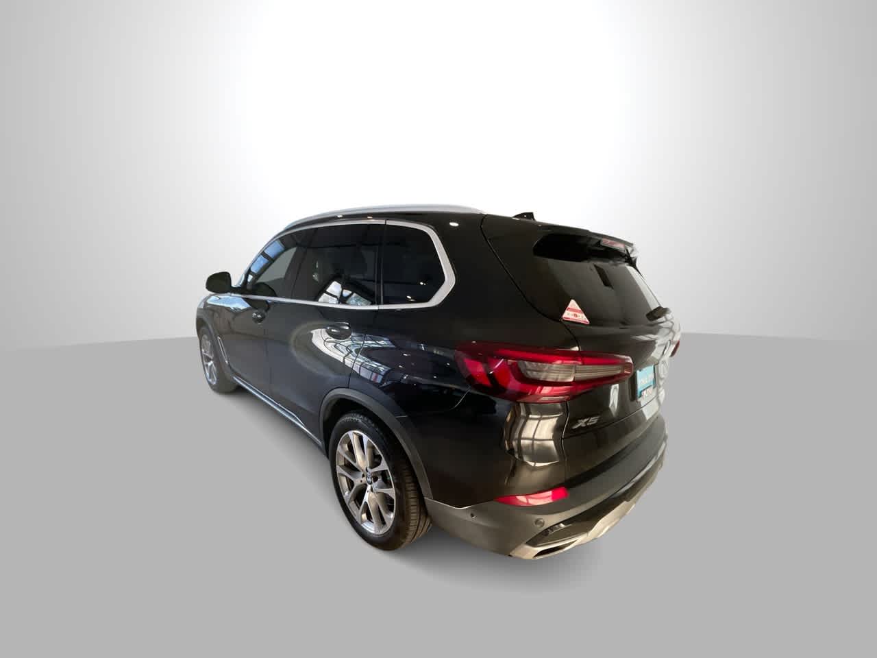 Thumbnail: 2021 BMW X5 - 5