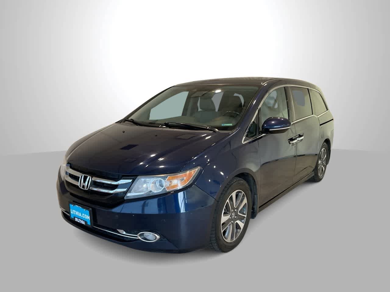 2016 Honda Odyssey Touring Elite's photo