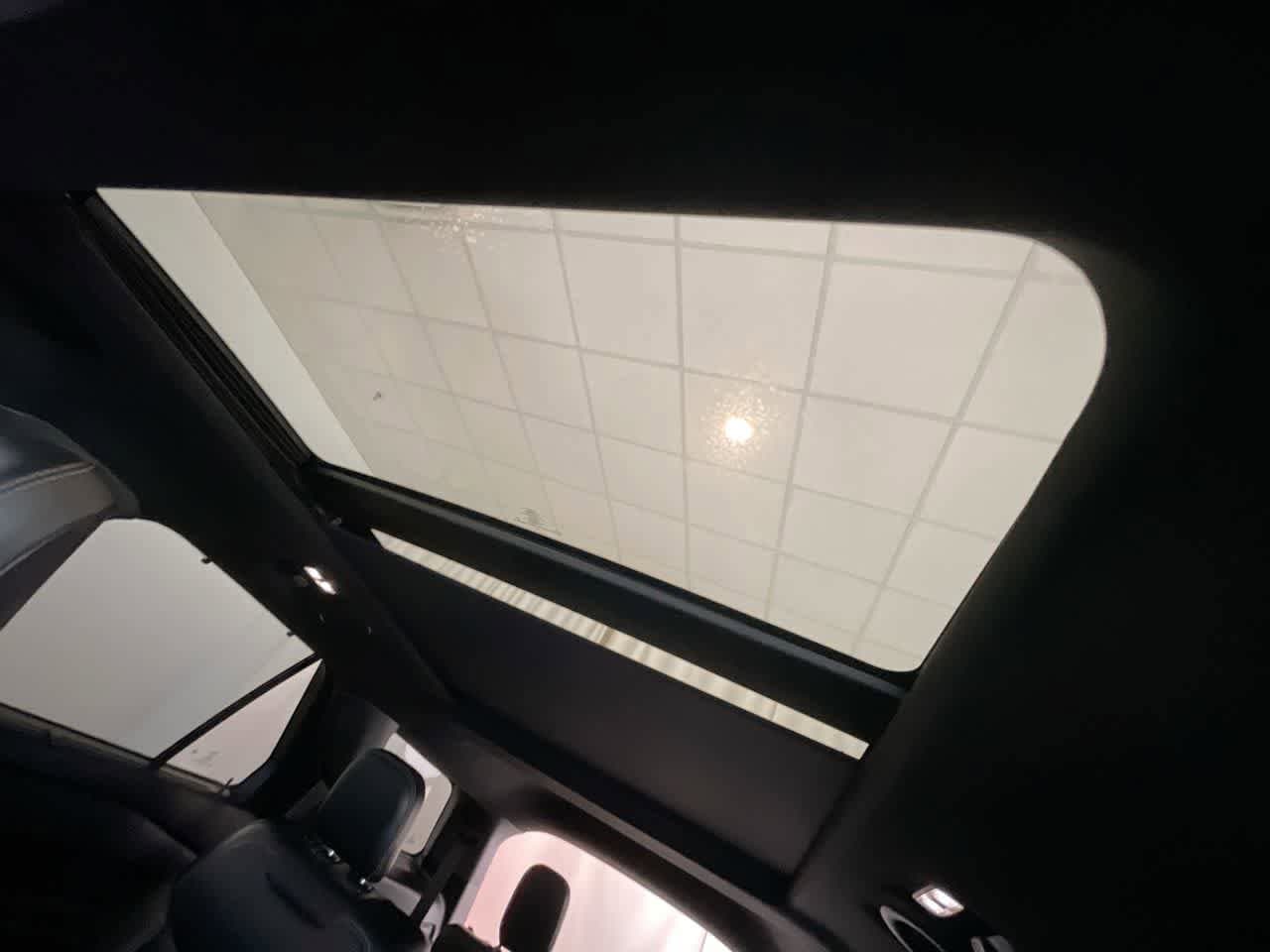 Thumbnail: 2021 Ford Explorer - 23