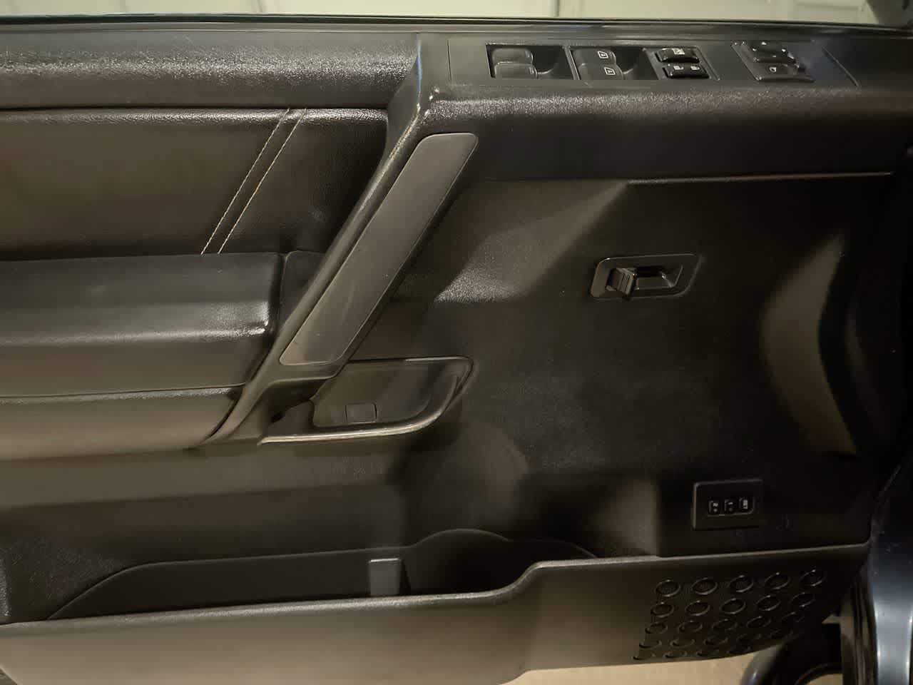 Thumbnail: 2014 Nissan Titan - 13