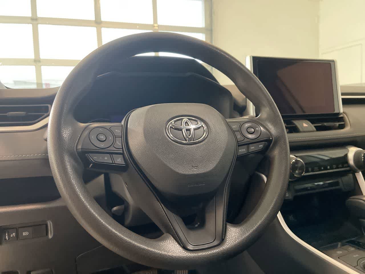 Thumbnail: 2024 Toyota RAV4 - 14