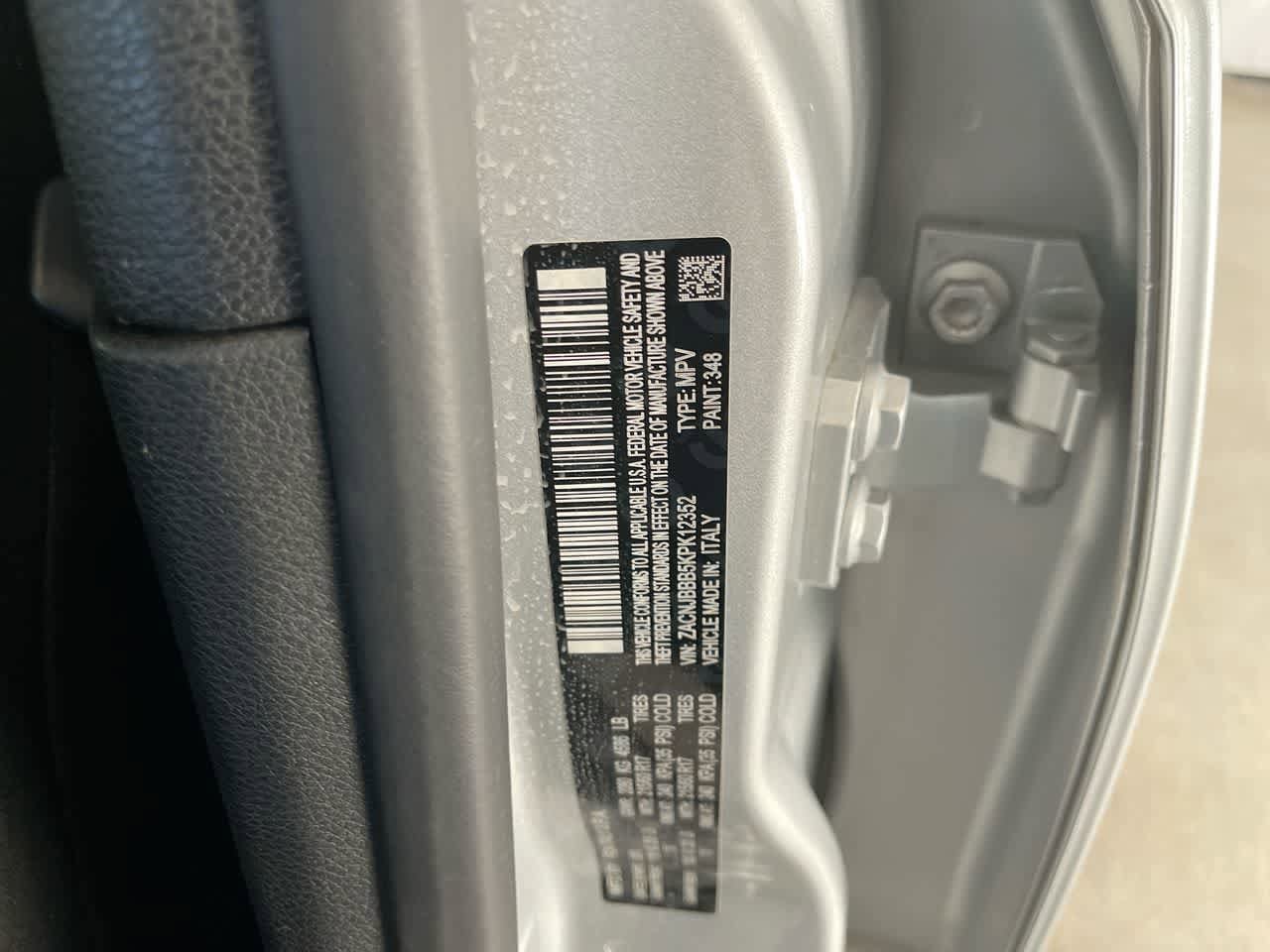 Thumbnail: 2019 Jeep Renegade - 27