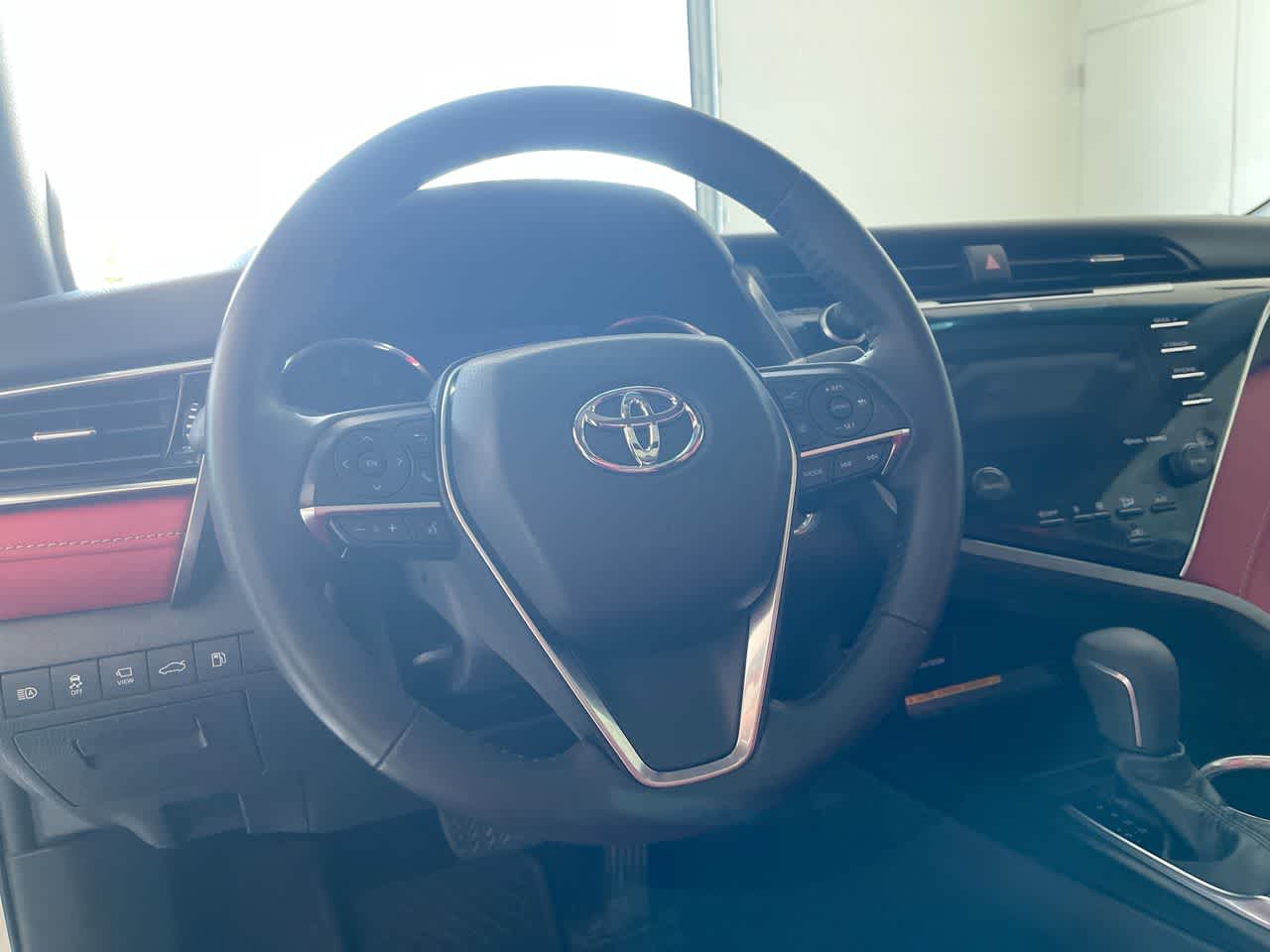 Thumbnail: 2018 Toyota Camry - 14