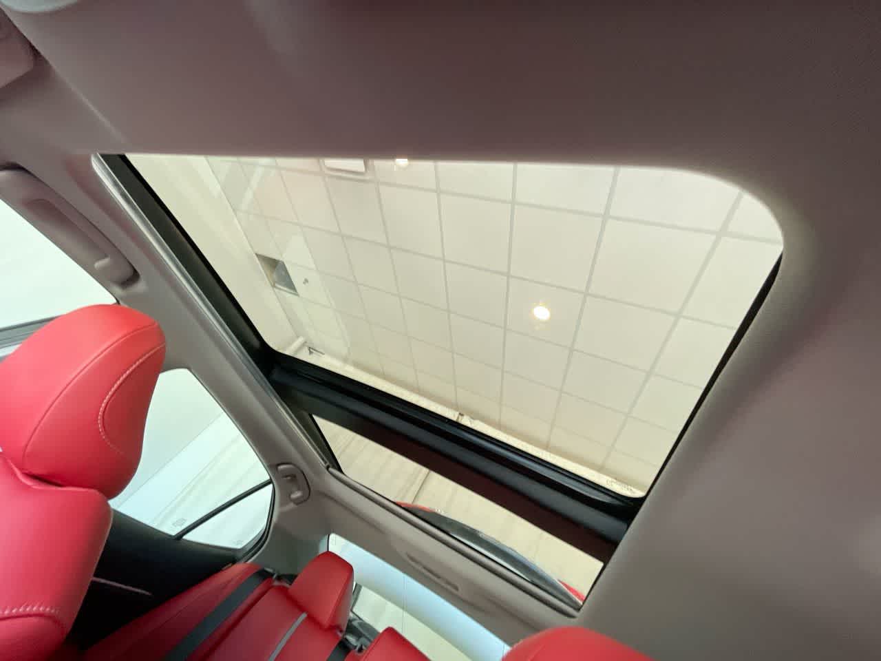 Thumbnail: 2018 Toyota Camry - 22