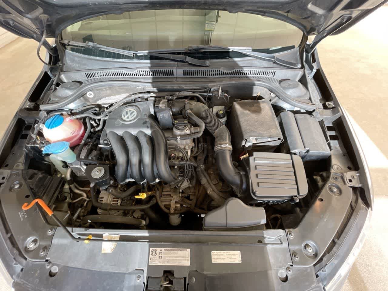 Thumbnail: 2014 Volkswagen Jetta - 23