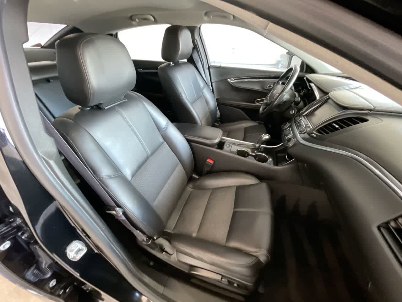 Thumbnail: 2016 Chevrolet Impala - 24