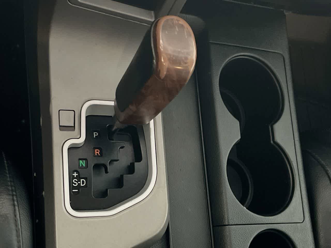 Thumbnail: 2013 Toyota Tundra - 19