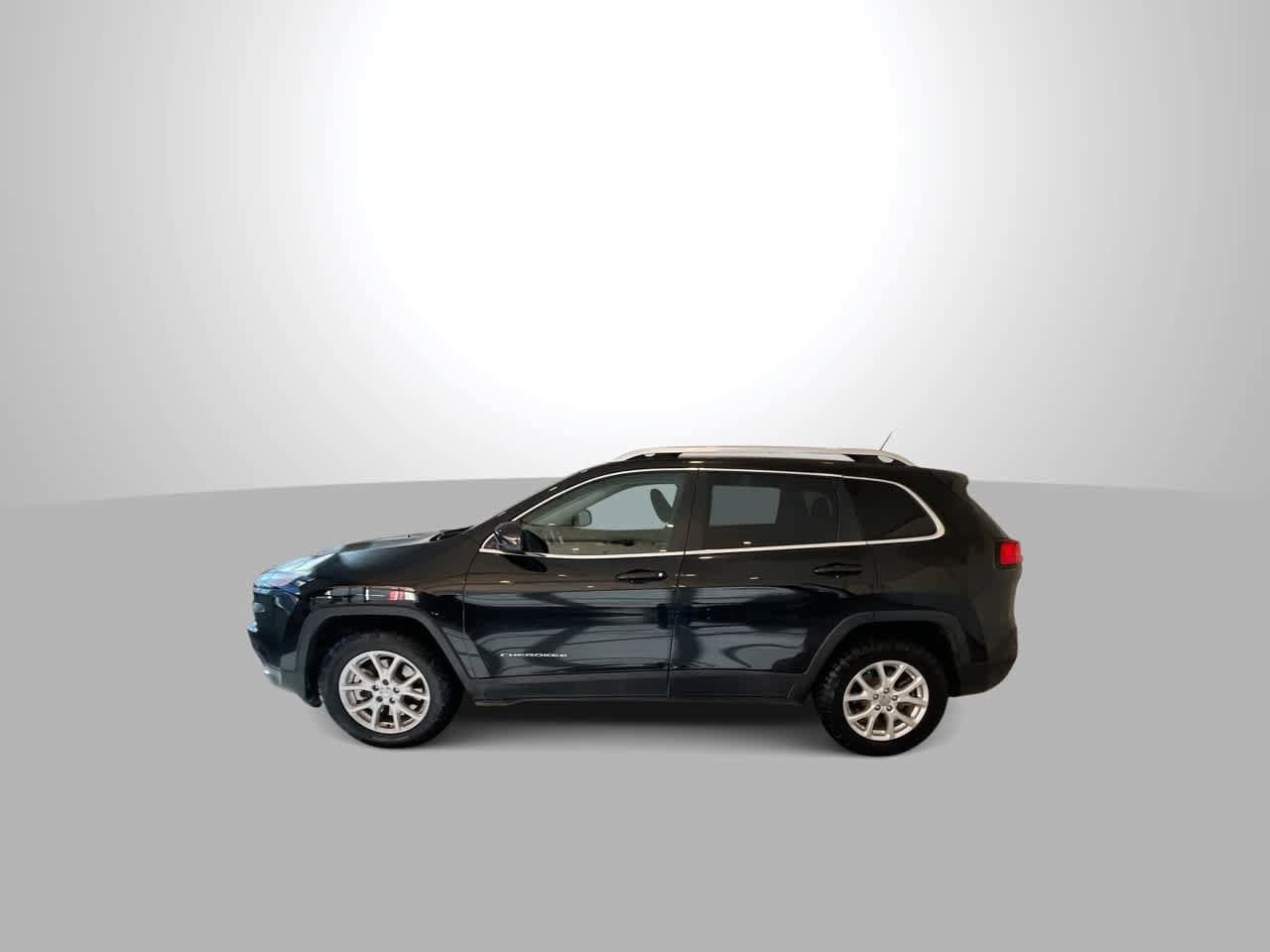 Thumbnail: 2015 Jeep Cherokee - 5