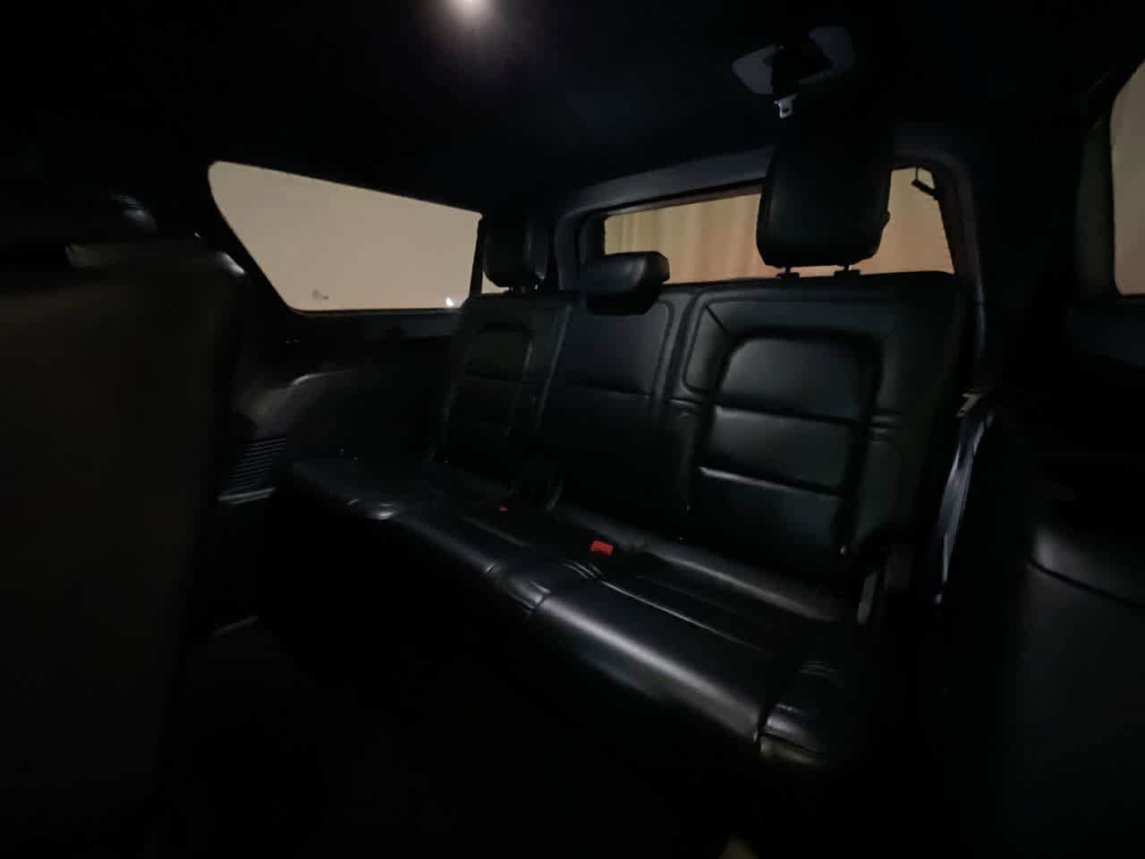 Thumbnail: 2019 Lincoln Navigator L - 24