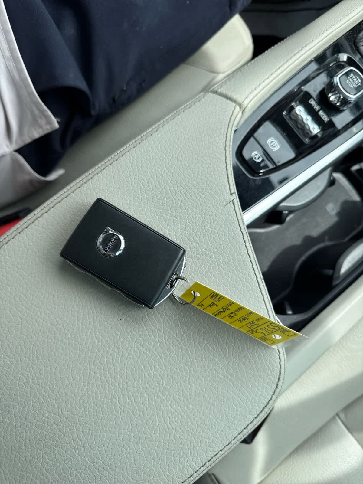 Thumbnail: 2019 Volvo XC90 - 42