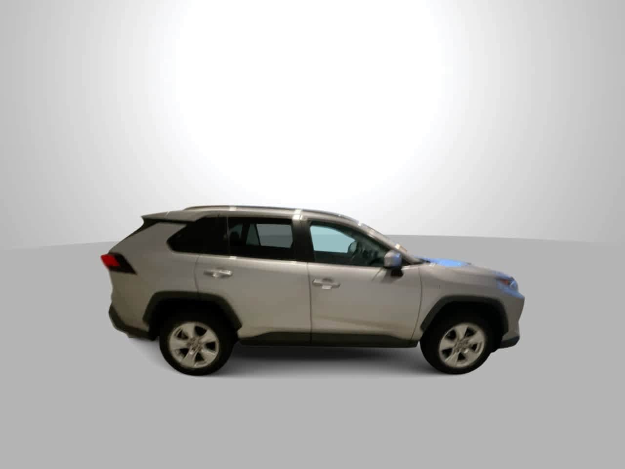 Thumbnail: 2021 Toyota RAV4 - 9